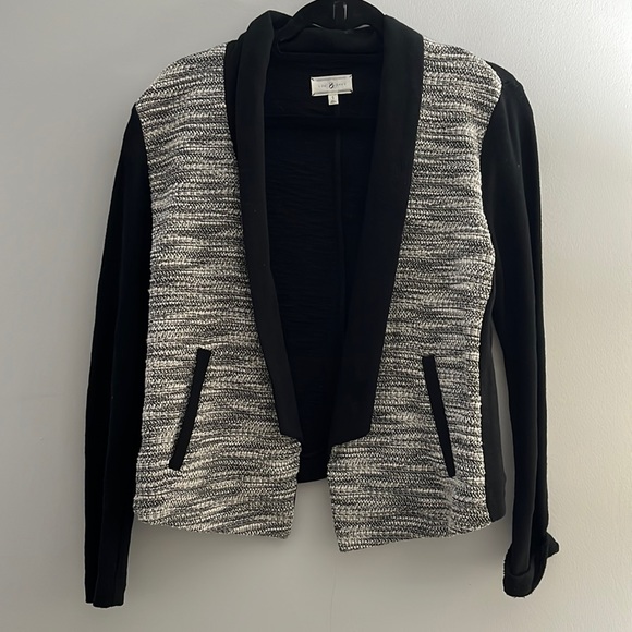 Lou & Grey Jackets & Blazers - Lou & grey mixed media open jacket